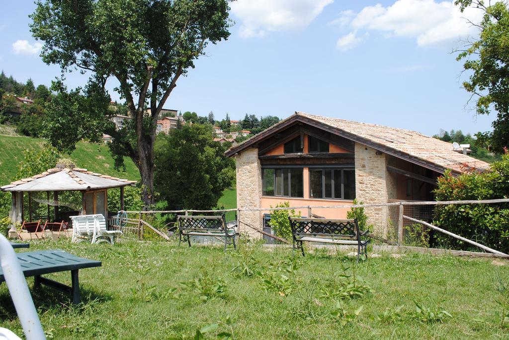 Agriturismo Petrarosa Neviano degli Arduini Exterior photo